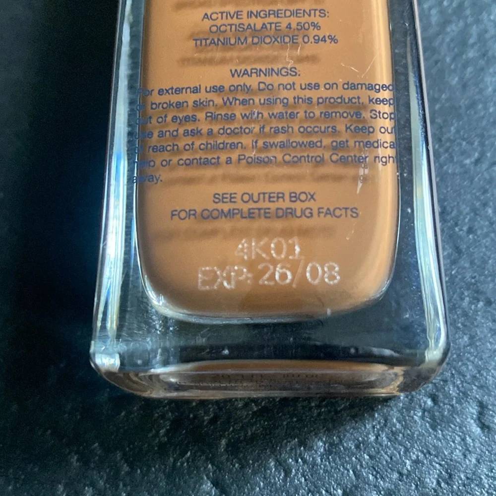 Dior Forever Skin Glow Radiant Foundation -24h Wear and Hydration, 7N‎ NWOB